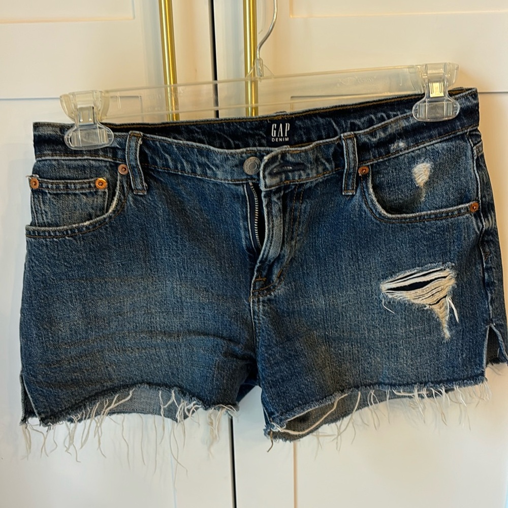 Gap denim shorts size 26, dark wash.  Inseam: 2.5 inches.